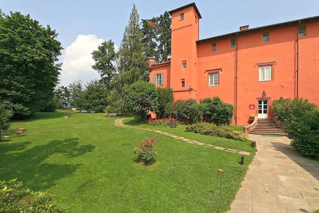 Castello Rosso Hotel Costigliole Saluzzo Exterior foto